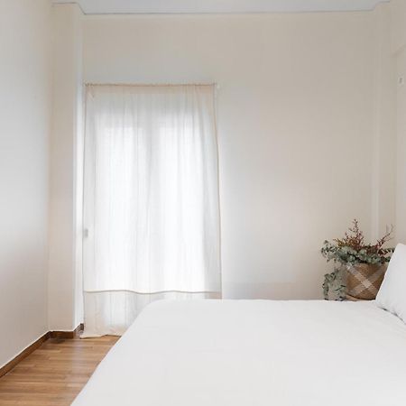 Lovely Apartment In Exarcheia アテネ エクステリア 写真