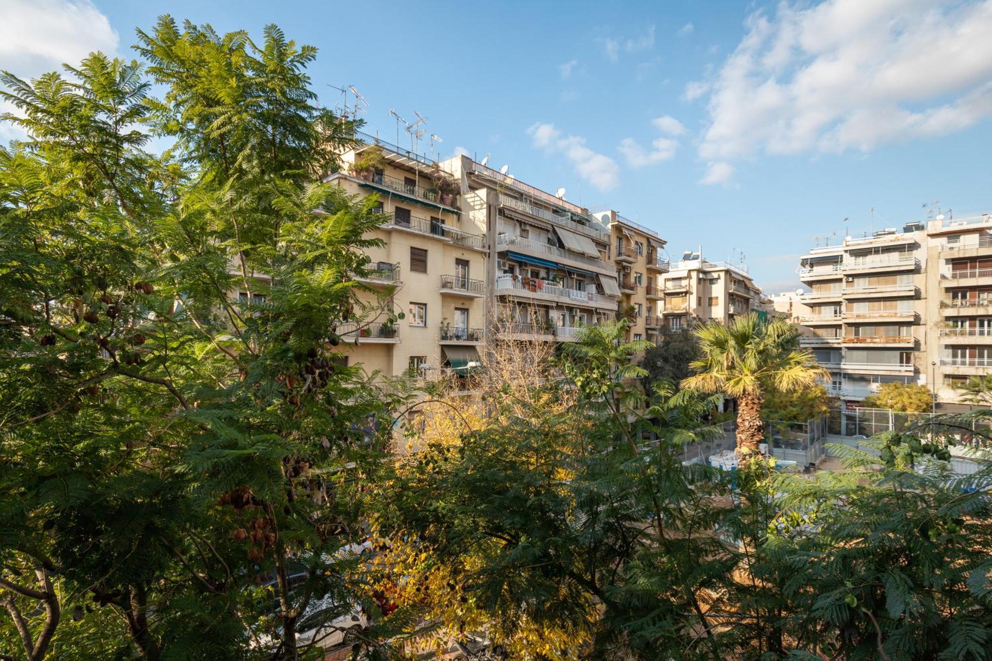 Lovely Apartment In Exarcheia アテネ エクステリア 写真
